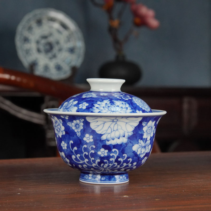 景德镇青花花卉盖碗